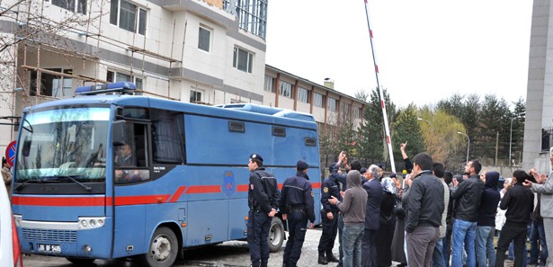 İstanbul’daki KCK davaları ertelendi