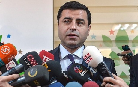 Demirtaş: ‘Saldırılar teröre tepki değil, iç savaş provası’