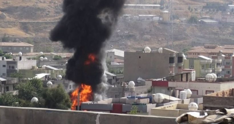 Polis Cizre’de bir kadını yaraladı