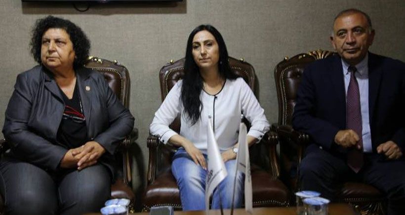 HDP’yi ziyaret eden CHP Heyeti: Önlem alınmaması düşündürücü