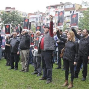 Ankara’daki Katliam İzmit’te Protesto Edildi