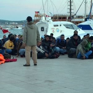 Ayvalık’ta Sahil Güvenlik Boğulmak Üzere Olan 112 Sığınmacıyı Kurtardı