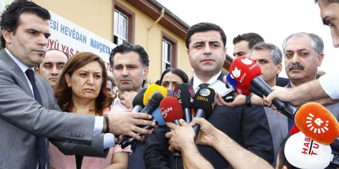 Demirtaş: İnfazlar özel bir ekip tarafından yapılıyor