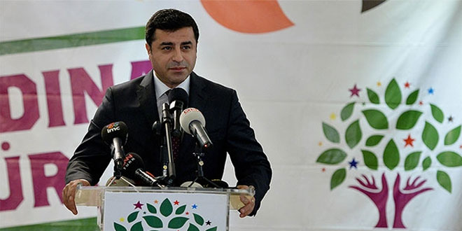 Demirtaş: 100 yıl daha savaşılsa yine masaya oturulacak