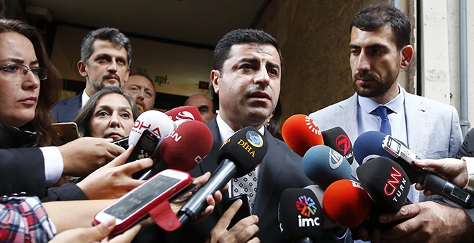 Demirtaş’tan Ahmet Hakan’a ‘geçmiş olsun’ ziyareti!