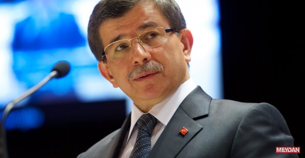 Davutoğlu: Gazeteciler tutuksuz yargılanmalıydı