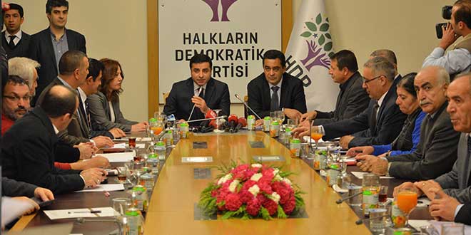 Demirtaş: Korkmayın; ‘Barış’ demekle insan olursunuz