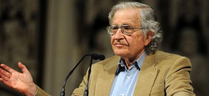 Chomsky: Erdoğan tehlikeli bir yönde ilerliyor