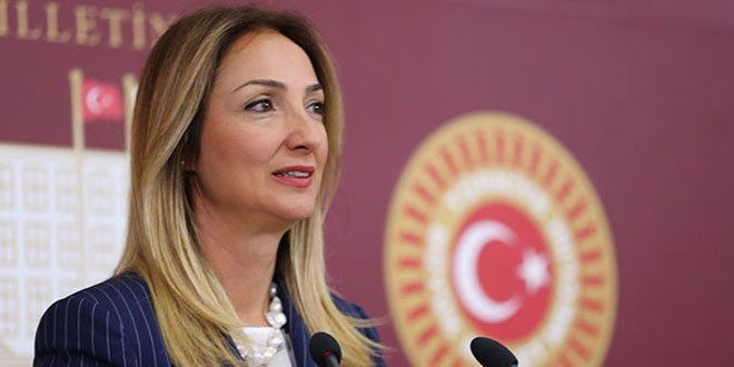 CHP’de Aylin Nazlıaka için ihraç istemi