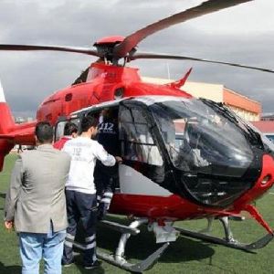 5.5 Aylık Doğum Yapan Anne Ve Bebeğine Ambulas Helikopter