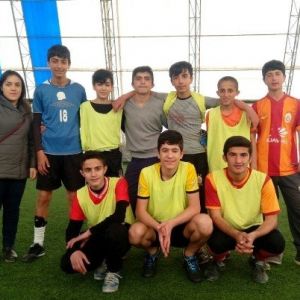 Hakkari Aihl Bahar Etkinlikleri Kapsamında Halı Saha Futbol Turnuvası Başlattı