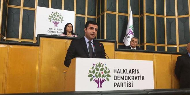 Demirtaş: ‘Bir yerde hırsızlık var diye kayyum atanacaksa Saray’a atanmalı’