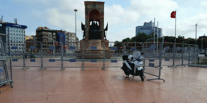 Taksim meydanı yine bariyerlerle kapatıldı