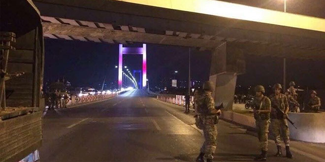 Boğaziçi Köprüsü ve FSM trafiğe kapatıldı