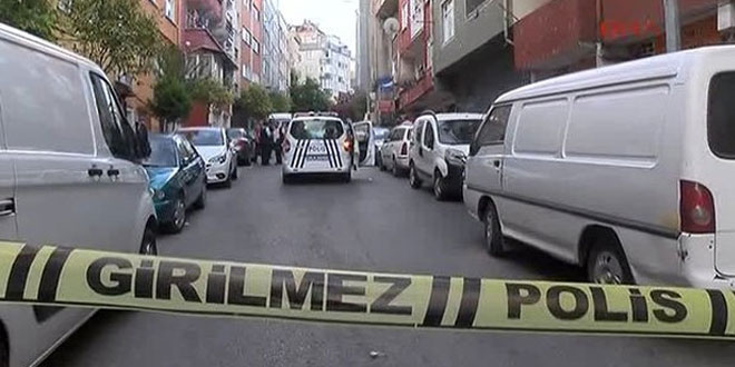 Kağıthane’de polis aracına ateş açıldı