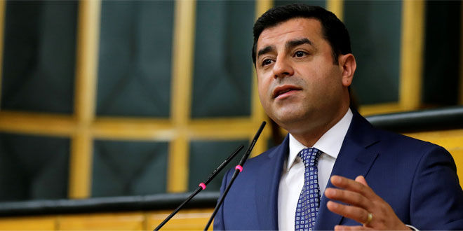 Demirtaş: Cenazeler morgda iken onlar balon uçuruyor