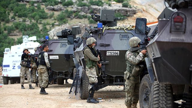 Lice’de çatışma: 4 asker hayatını kaybetti