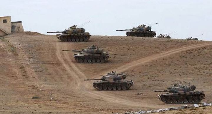 TSK: Cerablus’un batısında 1 tank vuruldu, 3 asker yaralandı