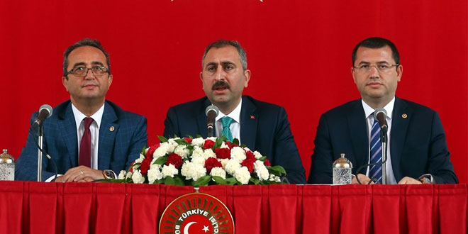 HDP’nin davet edilmediği yeni anayasa toplantısı yapıldı