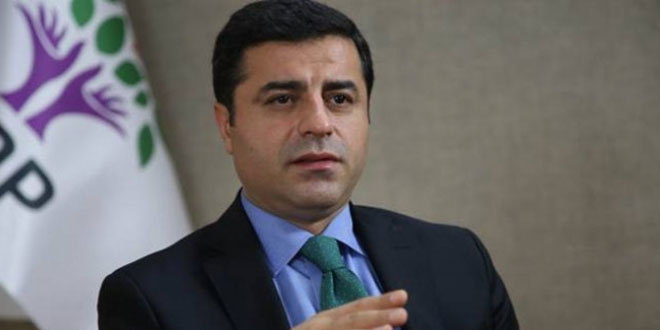 Demirtaş: Erdoğan’ı kandırmaya devam ediyorlar