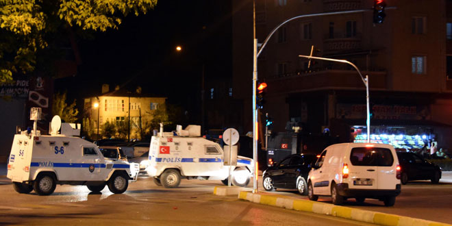 Van’da İpekyolu Emniyet Müdürlüğü’ne saldırı