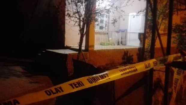 Adana’da polis kardeşini ve yengesini öldürdü