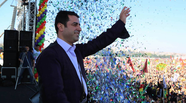 Demirtaş: Ucuz komplolarla irademizi kıramazlar