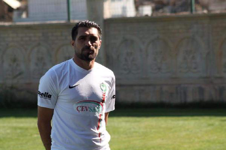 Amedspor’un kaptanı Şehmus Özer yaşamını yitirdi