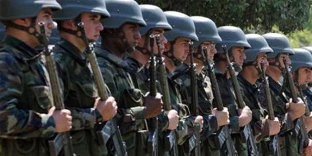 ‘FETÖ’den ihraç edilen 10 bin polis askerliğe çağrıldı