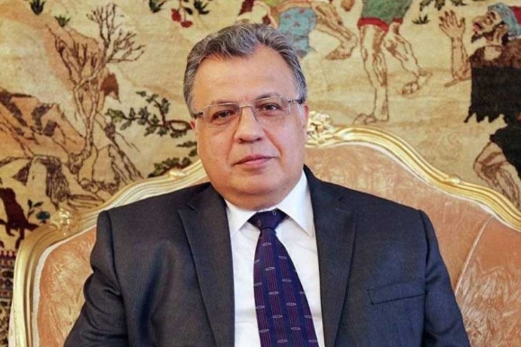 Karlov suikastında 1’i polis memuru, 2 kişi tutuklandı