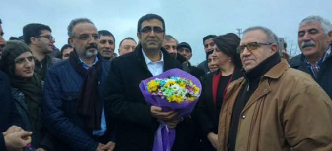 HDP’li İdris Baluken: Tutuklu seçilmişler tahliye edilsin!