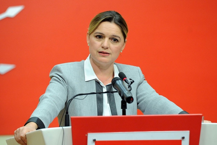 Böke’den ölüm tehdidine yanıt: Ayaktayım, yalnız değilim