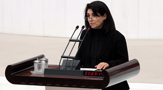 HDP’li vekil Leyla Zana’ya 20 yıla kadar hapis istemi