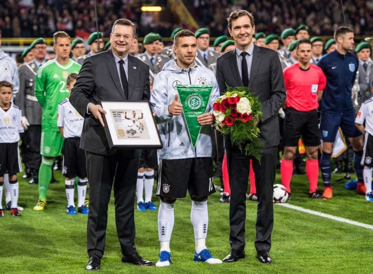 Podolski, Almanya Milli Takımı’na veda etti