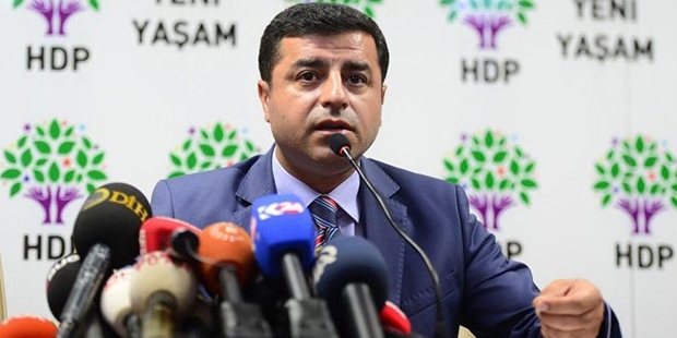 Demirtaş’tan, edebiyatçı, gazeteci ve akademisyenlere mesaj