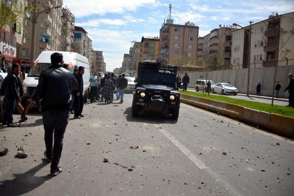 Diyarbakır’da emniyet binasında patlama: 1 ölü