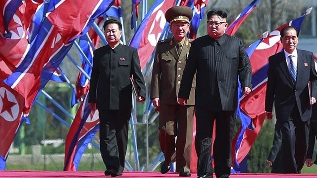 Kim Jong-un’dan Trump’a zeytin dalı