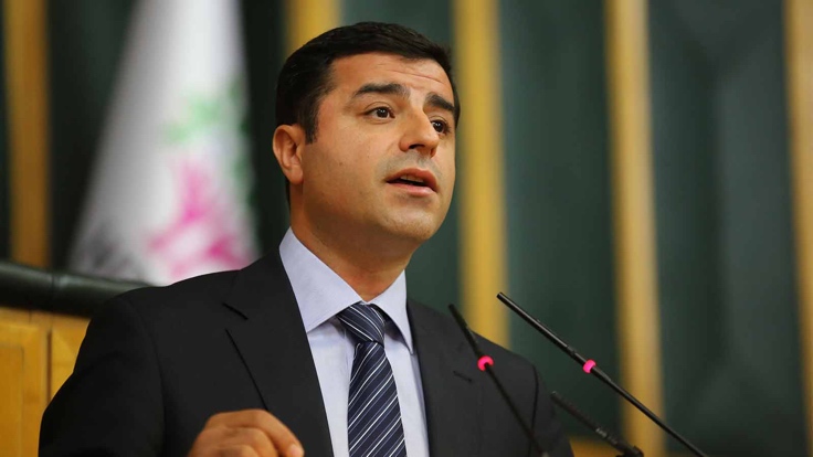 Demirtaş’ın davasının şikayetçisi ve savcısı cezaevinde