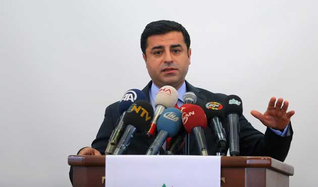 Demirtaş’tan HDP’ye “Demokrasi Cephesi ve Çözüm Süreci” mektubu