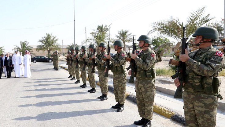 Körfez, Türkiye’nin Katar’daki üssünün kapatılmasını istedi