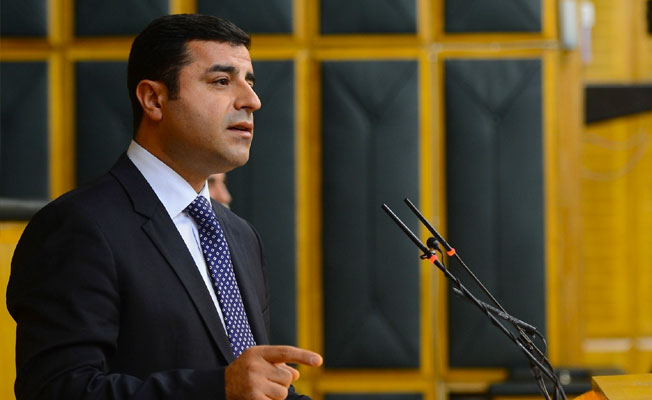 Demirtaş’tan Grup toplantılarına SEGBİS’le bağlanma talebi