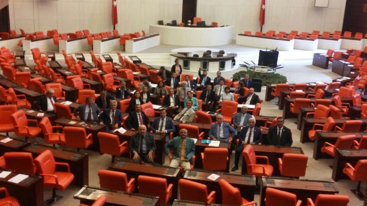 Meclis’te CHP’den özel içtüzük oturumu!