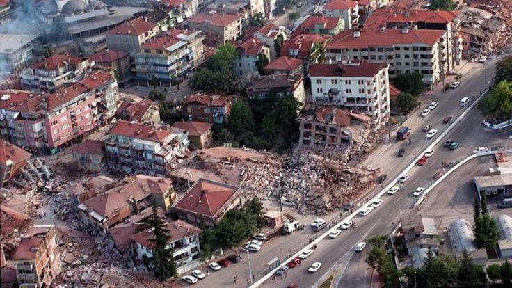 Bohnhoff: İstanbul depremi 7.4 büyüklüğünde olabilir