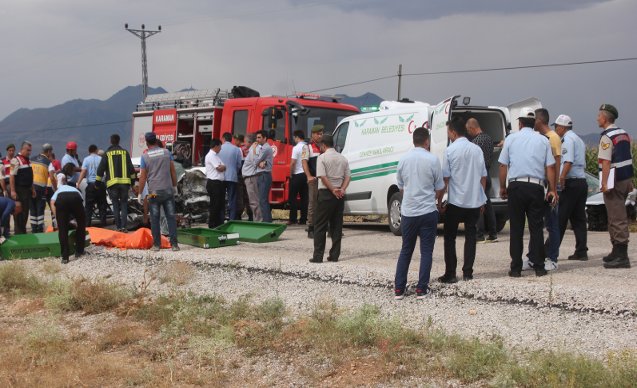 İki ilde trafik kazası: 10 kişi öldü