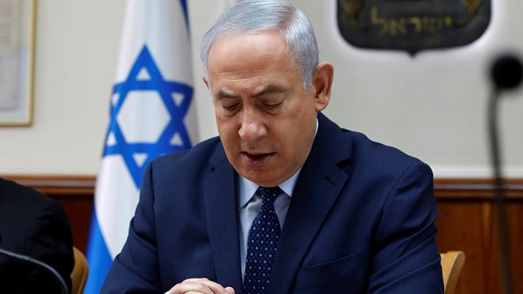 Polis, Netanyahu’yu resmi konutunda sorguya aldı