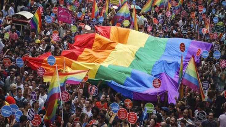 Ankara’nın ardından, Taksim’deki LGBTİ etkinliklerine de yasak geldi