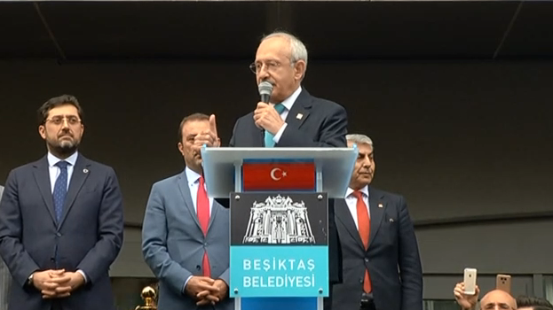 Kılıçdaroğlu: Hakkari’ye asfaltı Beşiktaş Belediyesi yaptı