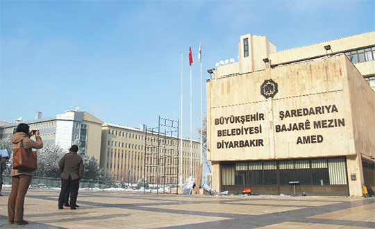 107 belediye başkanı görevden uzaklaştırıldı