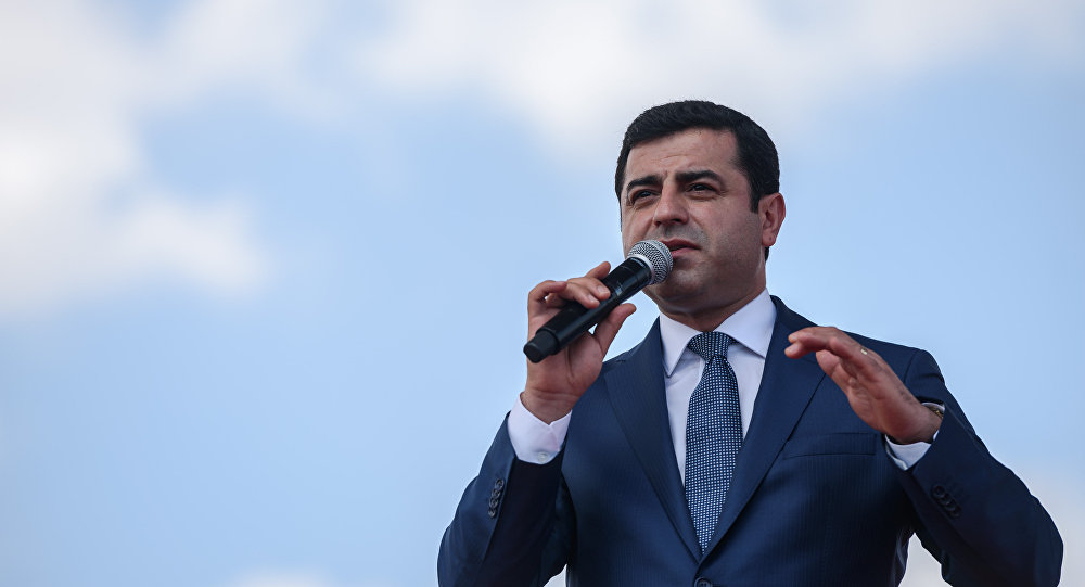 HDP Eş Genel Başkanı Selahattin Demirtaş: ‘Birlik mesajı verme zamanı!’