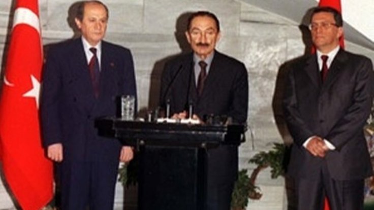 Bahçeli, 2002’de erken seçim kapısını nasıl açtı?